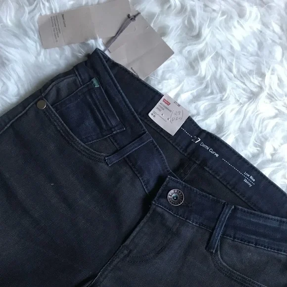 Levi’s Demi Curve Low rise skinny-New✨ - Picture 6 of 6
